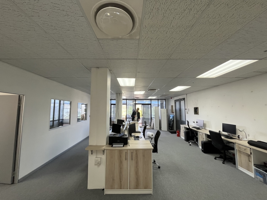 To Let commercial Property for Rent in Bo Oakdale Western Cape